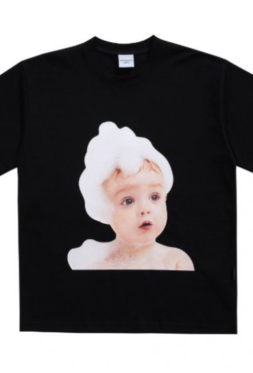 ADLV BABY FACE TAKING A SHOWER T-SHIRT